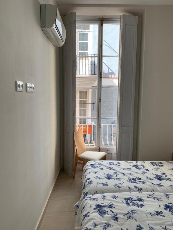 Apartamentos Valverde Cadiz 1 - A Exterior photo