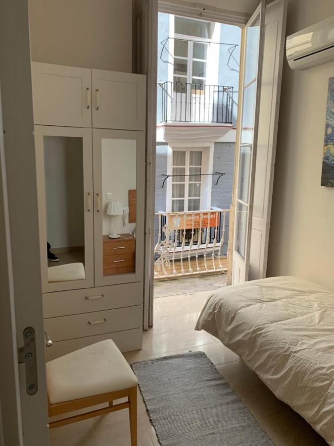 Apartamentos Valverde Cadiz 1 - A Exterior photo